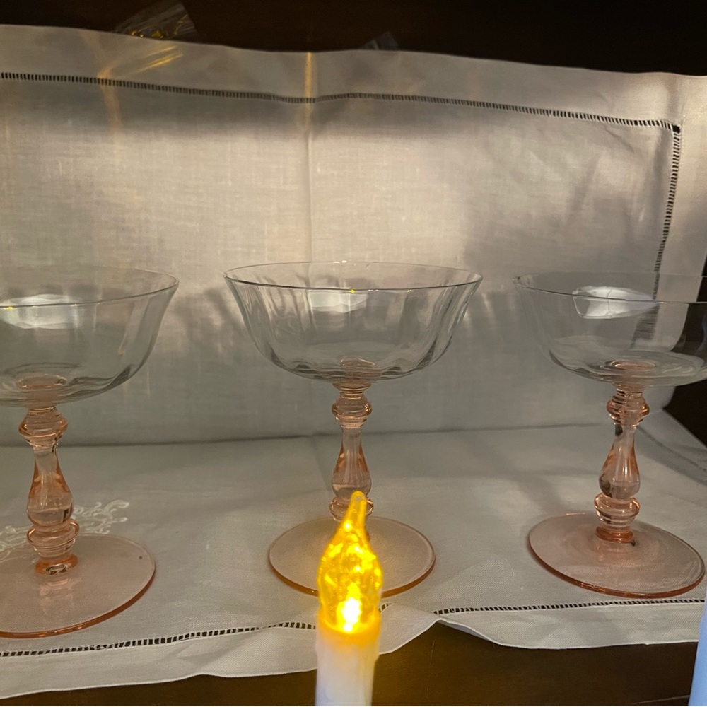 Set of 3 champagne cocktail glasses